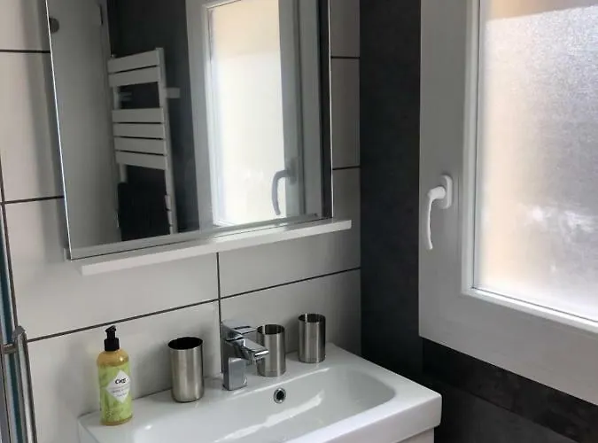 Maisonnette Avec Jardin, Thermal, Artem Nancy